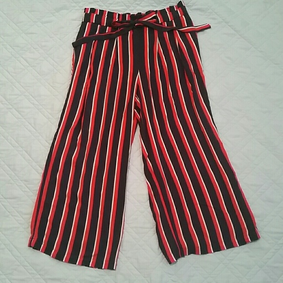 Adrienne Vittadini Pants - Red, White and Blue capris